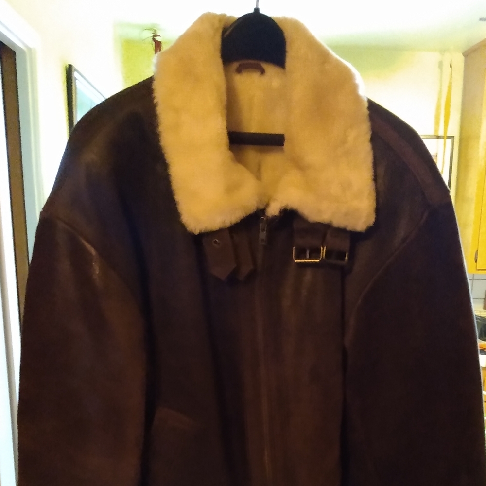 Bomber jacket - Picture 3 of 3